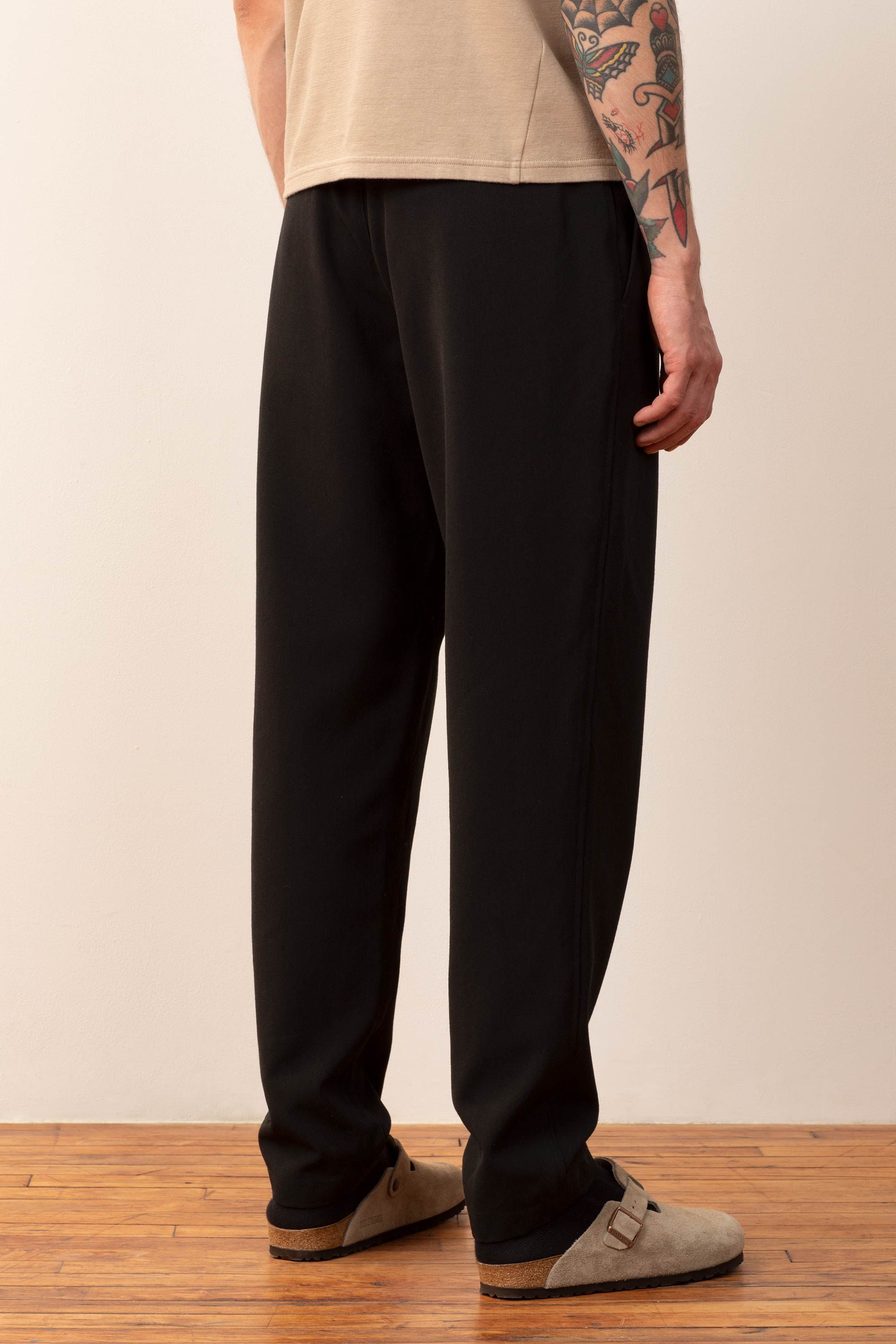 278269634e37467f4e9c9d1ba9500321f61bb0d9-2000x3000