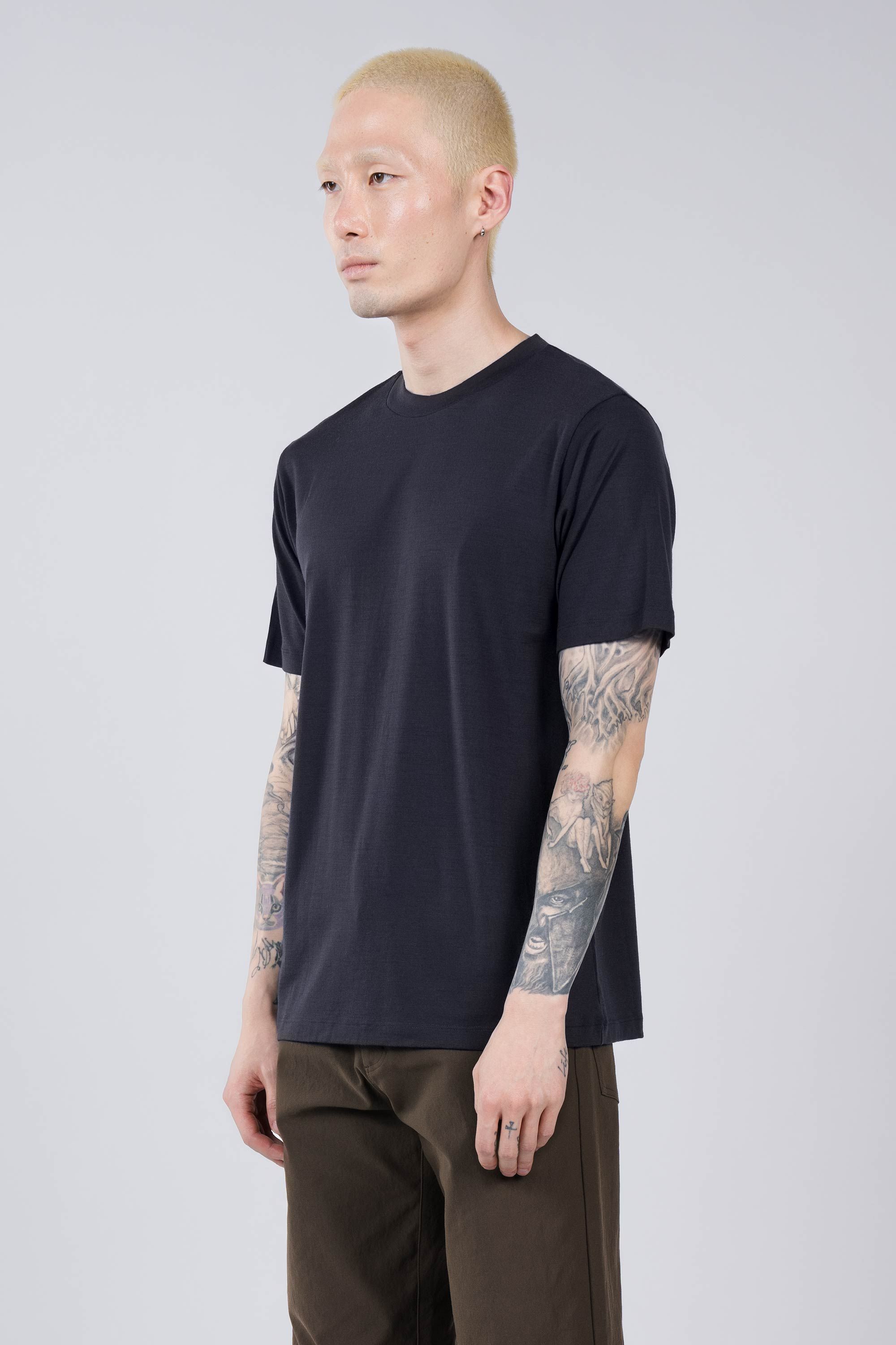 3d46e0e1b09135b25b3bfd2c77b99e0c9a69f7a0-2000x3000