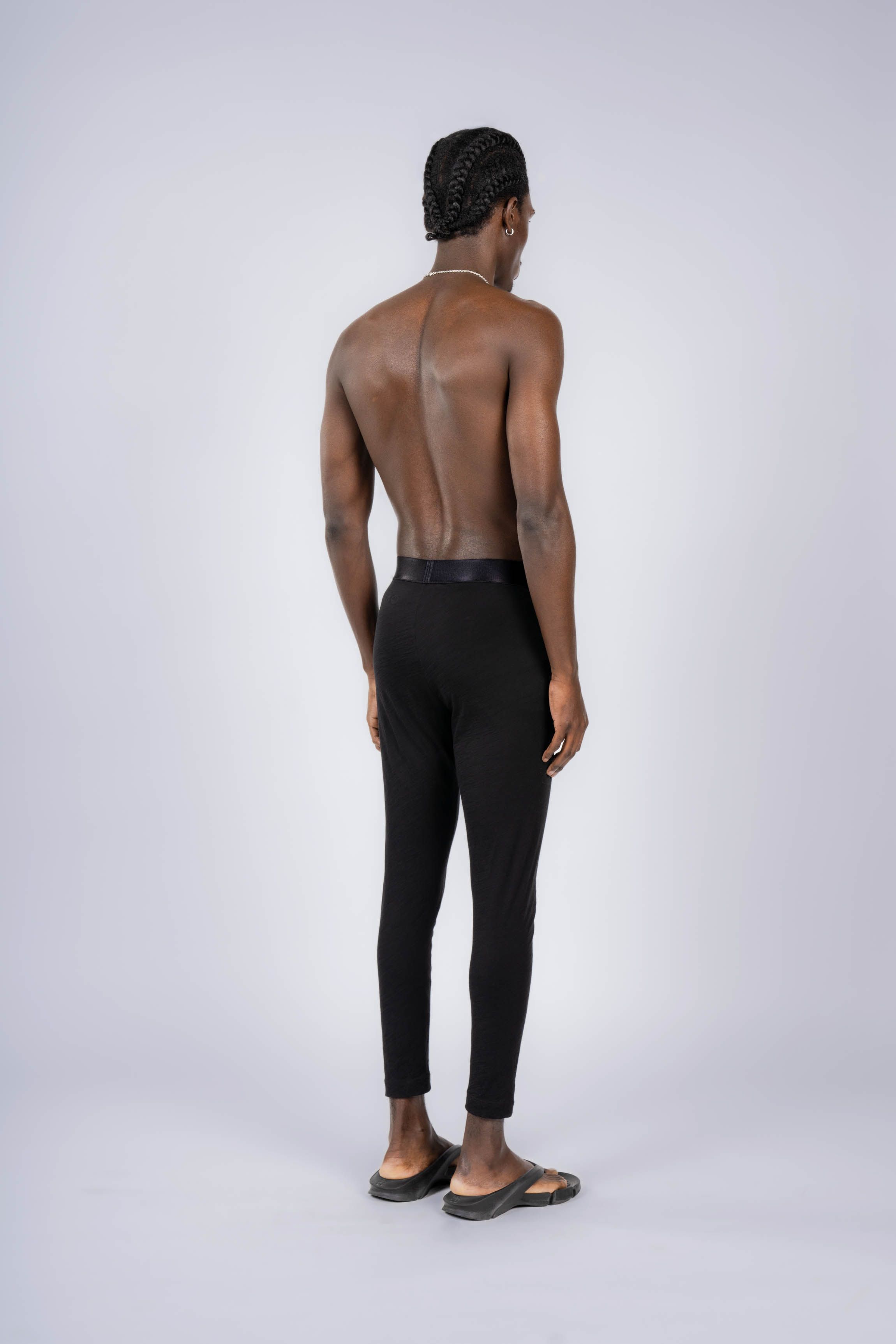 4b1f0e0a4068ffb638f627830931d14a05c59109-2300x3450