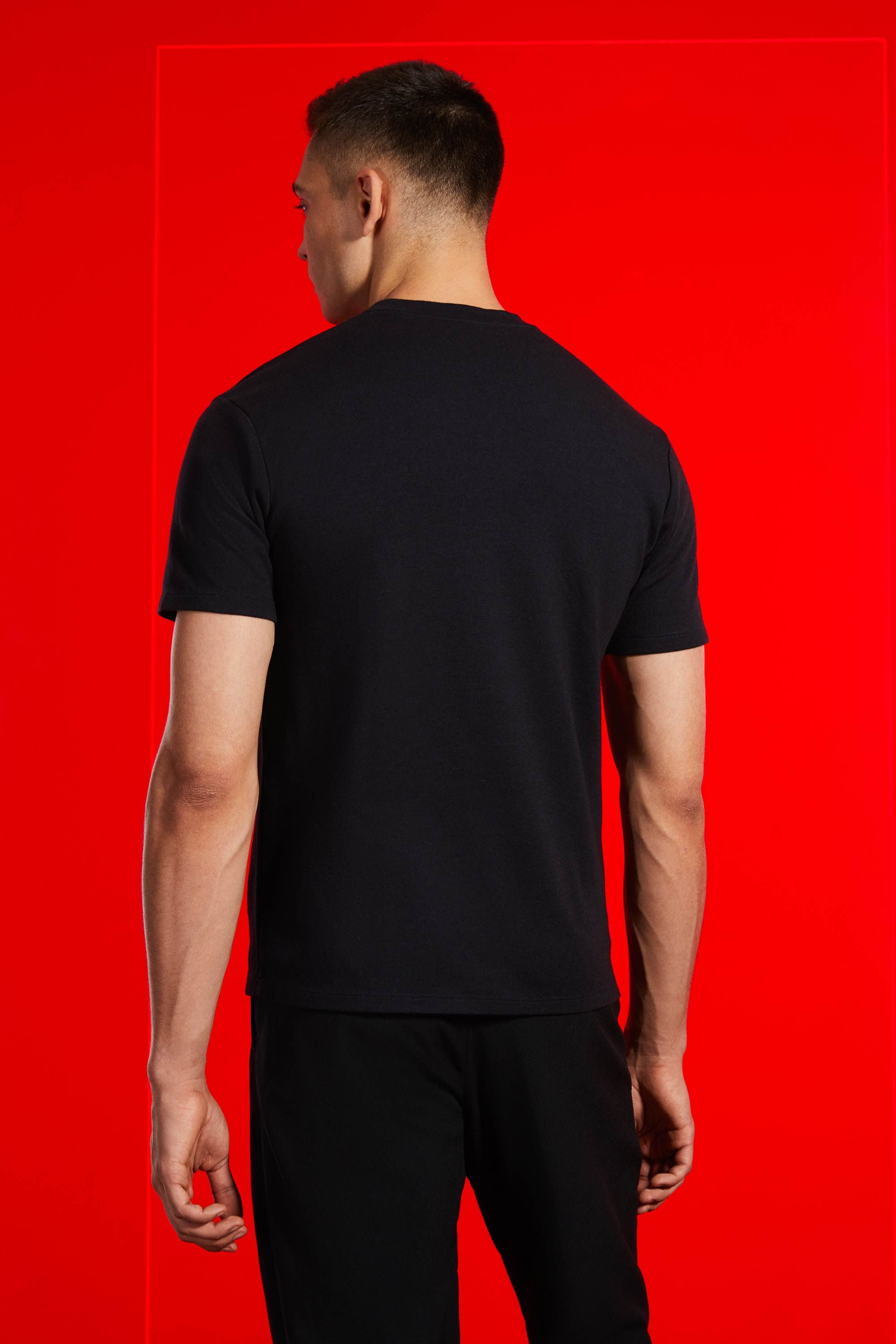 4f7af45d8e9bc22acfcde13ced33fa3f78e53c70-2000x3000