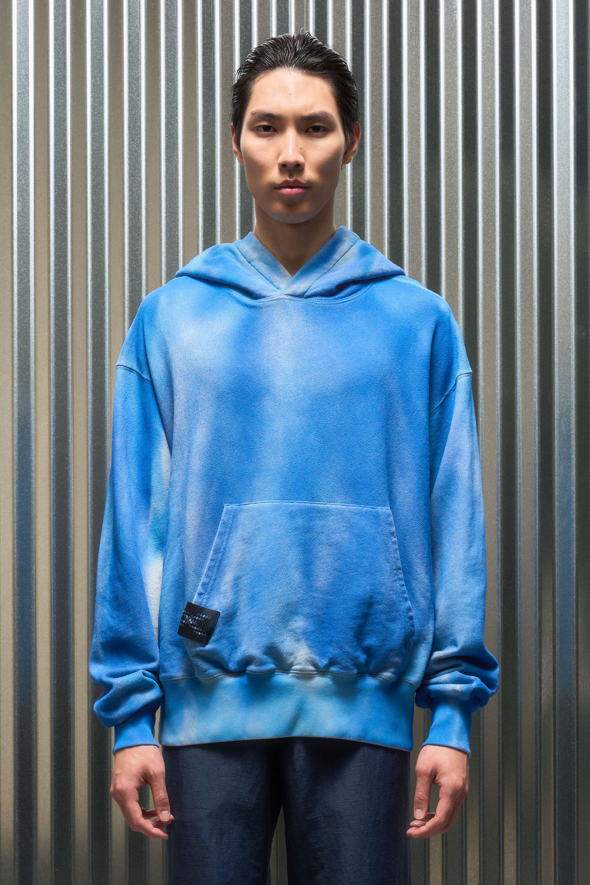 52ba85782b5f69b8175cc132fb7dcfa944a95df0-2000x3000