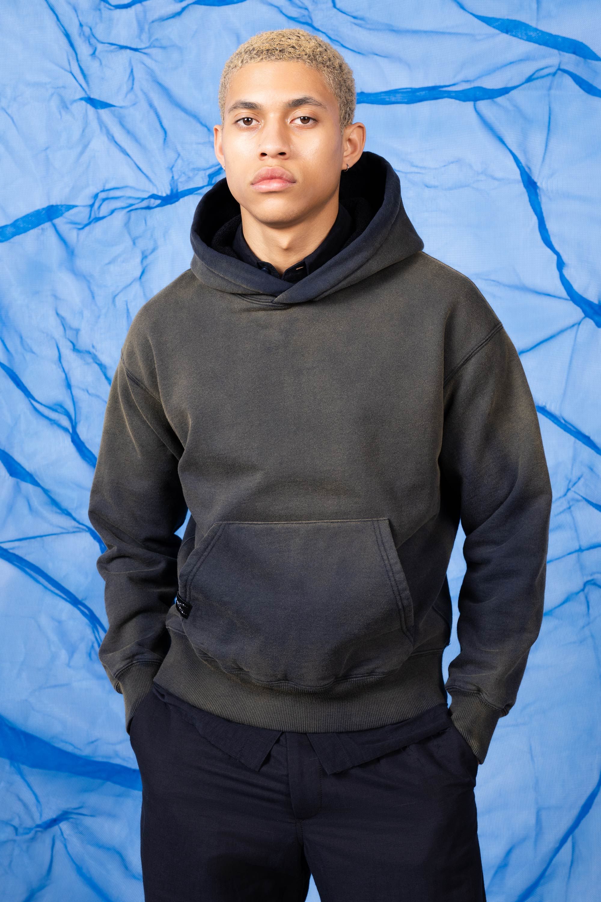 7ba523b31819dd9f4888fe7b7a128f096c962533-2000x3000