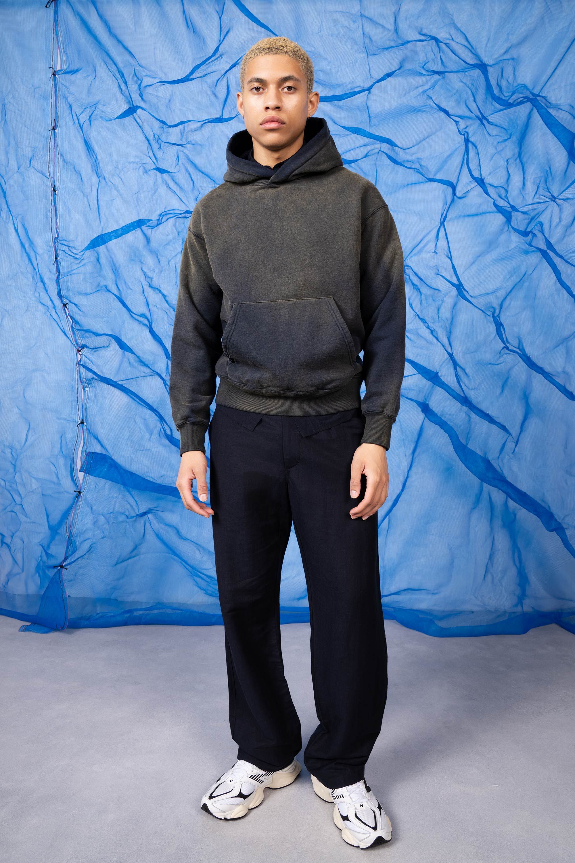 cfee3ddfa6ed817936117b516db0559d7dac83c6-2000x3000