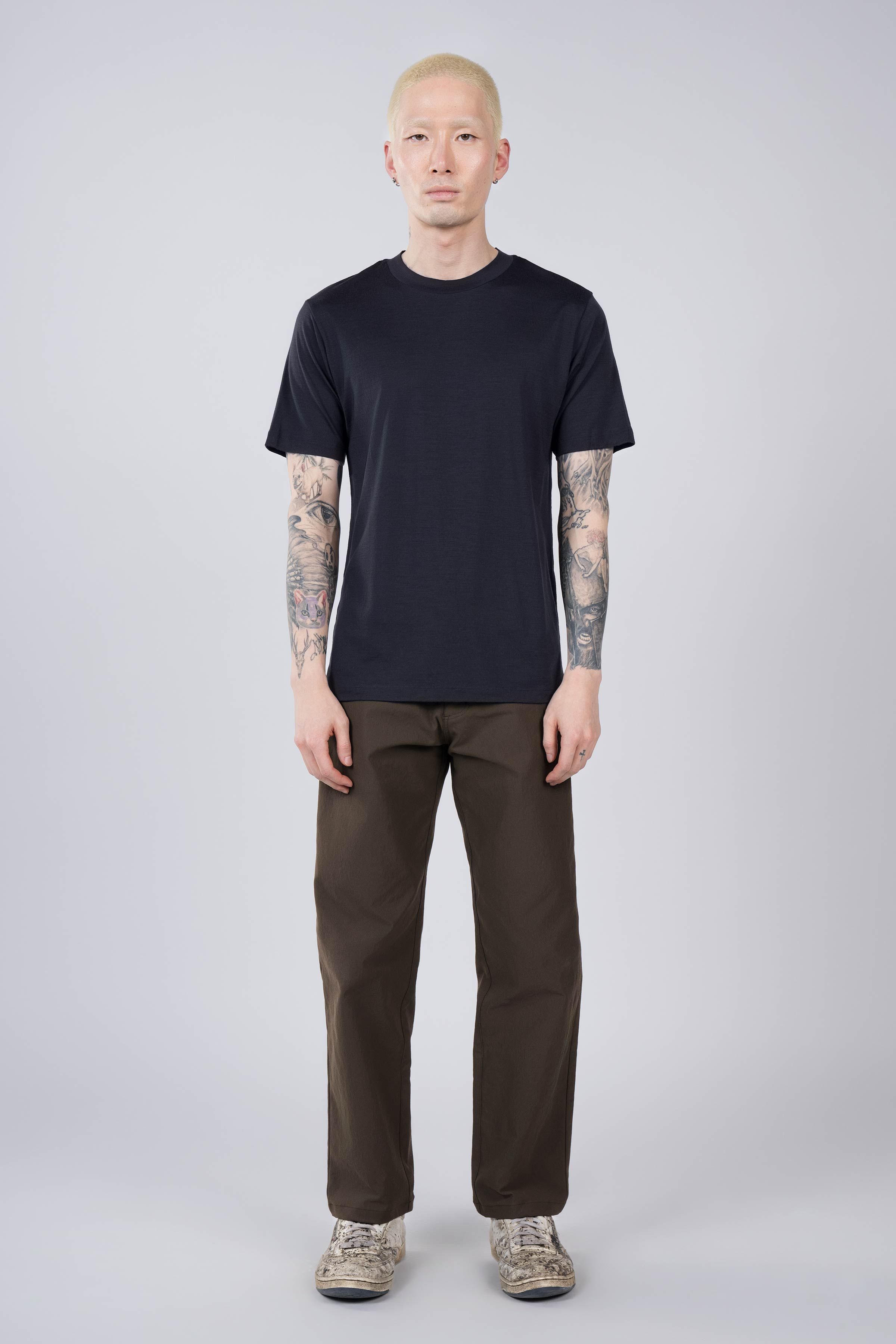 d4d5aa24472a12badfff9024096277f30b5c66a7-2400x3600